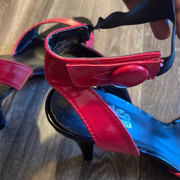 Coach & Four - Picture 6 of 6